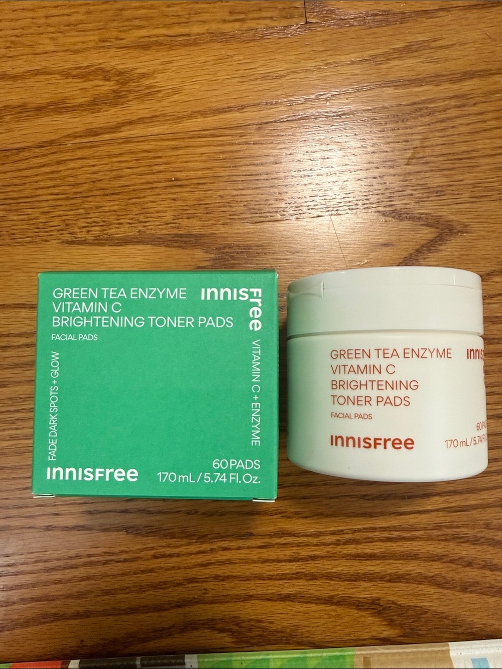 NWT Innisfree Green Tea Enzyme Vitamin C Brightening Toner Pads